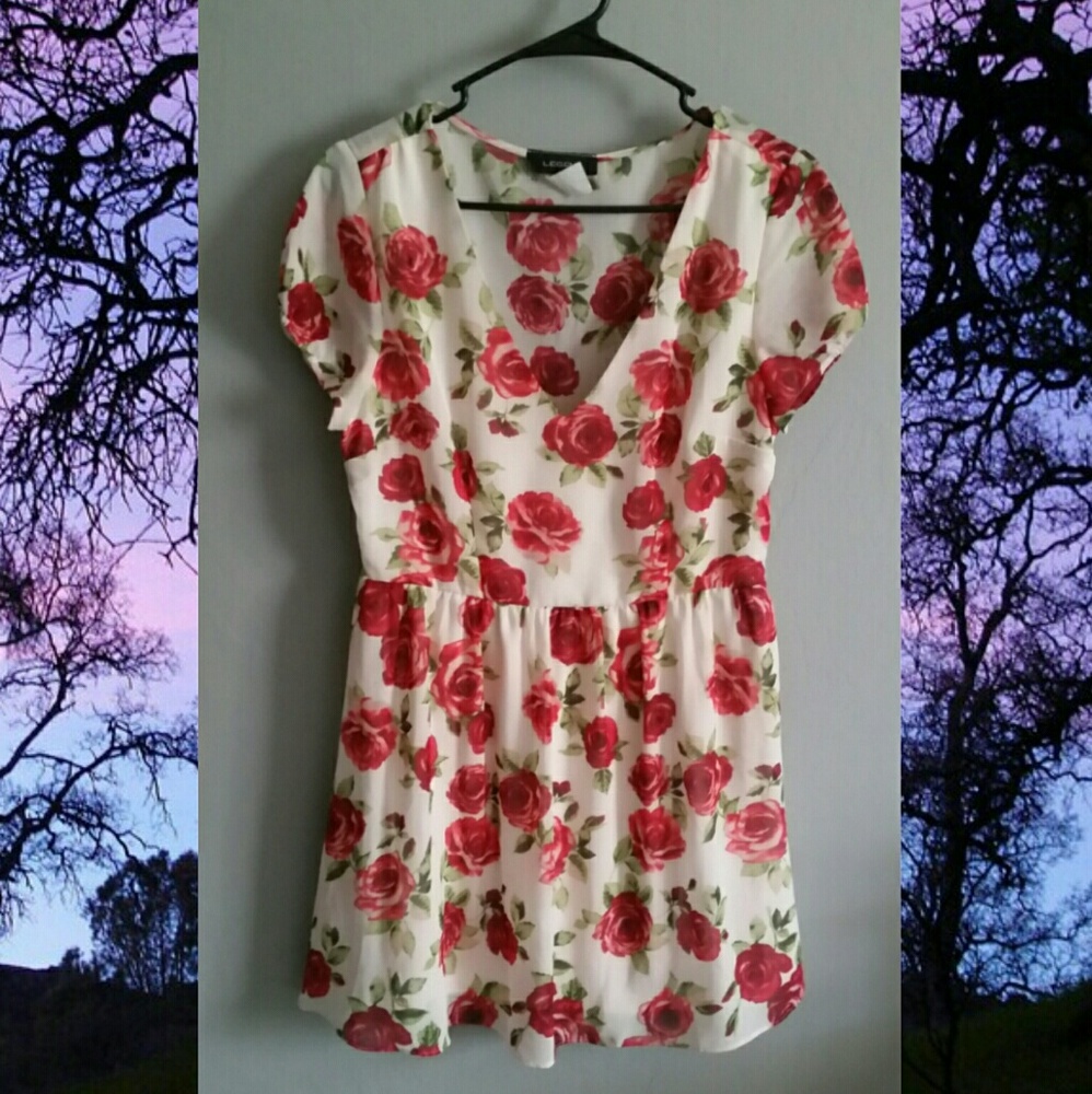 Floral summer dress 🌹